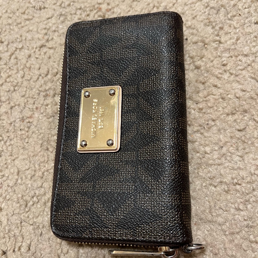 Small Micheal Kors Wallet